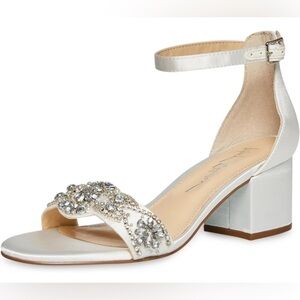 Betsey Johnson Women's Sb-Mel Heeled Sandal  SIZE: 8.5W  COLOR: Ivory